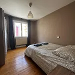 T5 Center - Station Apartment