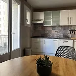 T5 Center - Station Apartment